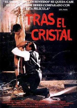 TRAS EL CRISTAL