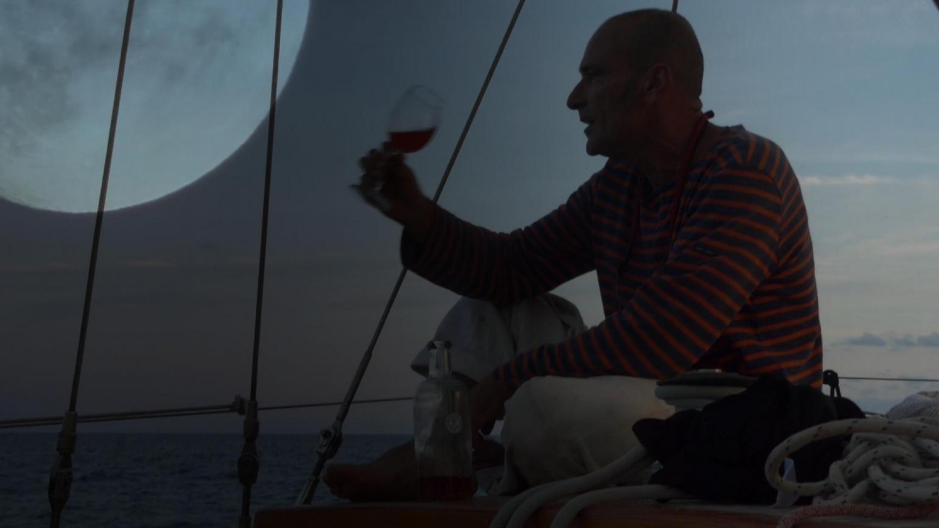 Du Vin dans les Voiles