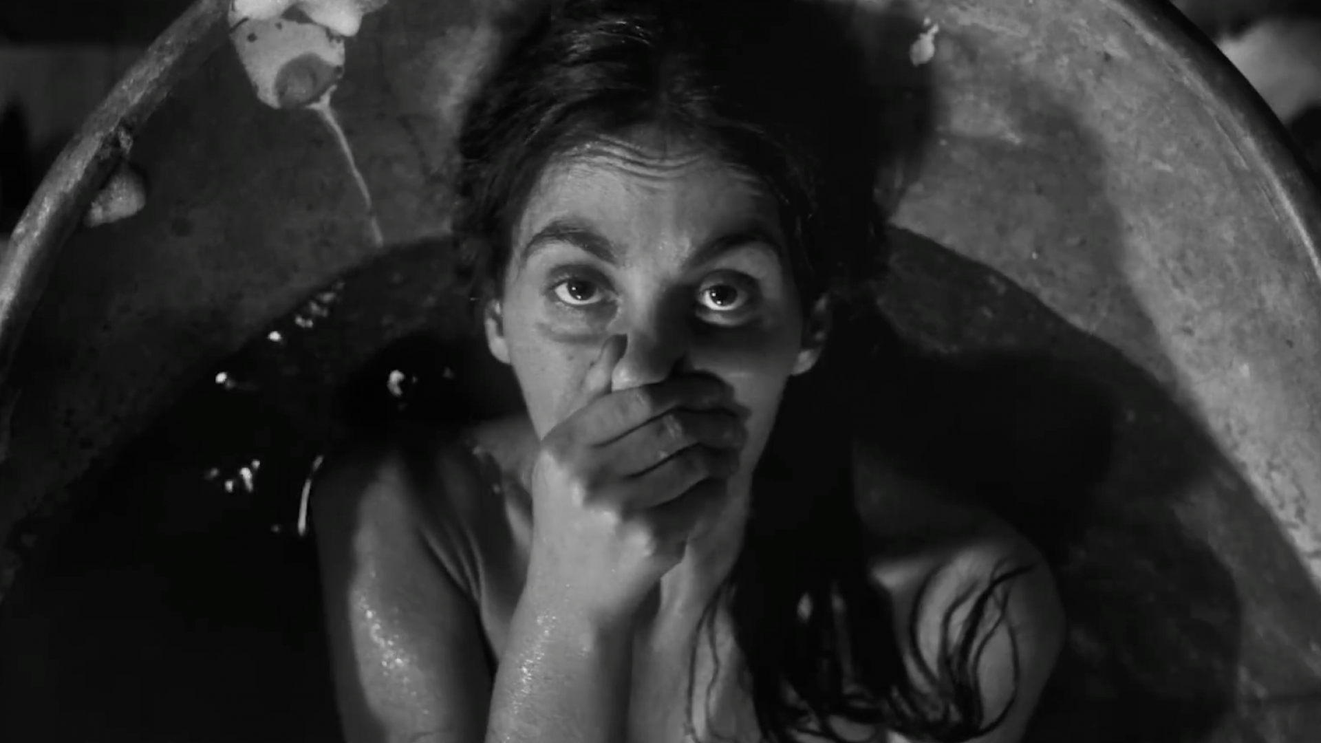 La chica de la aguja